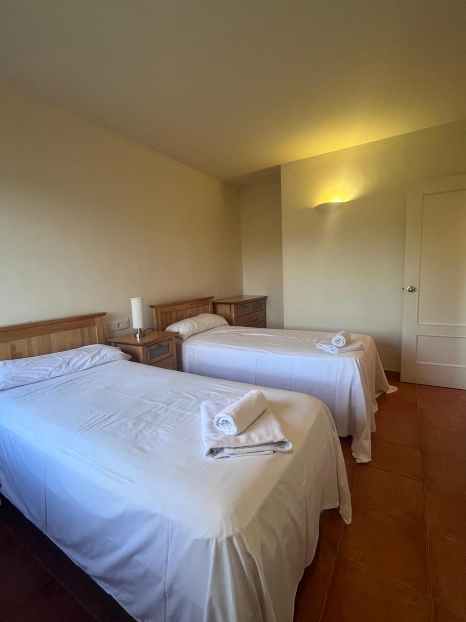 Villa Torremirona Resort Palmeras نافاتا المظهر الخارجي الصورة