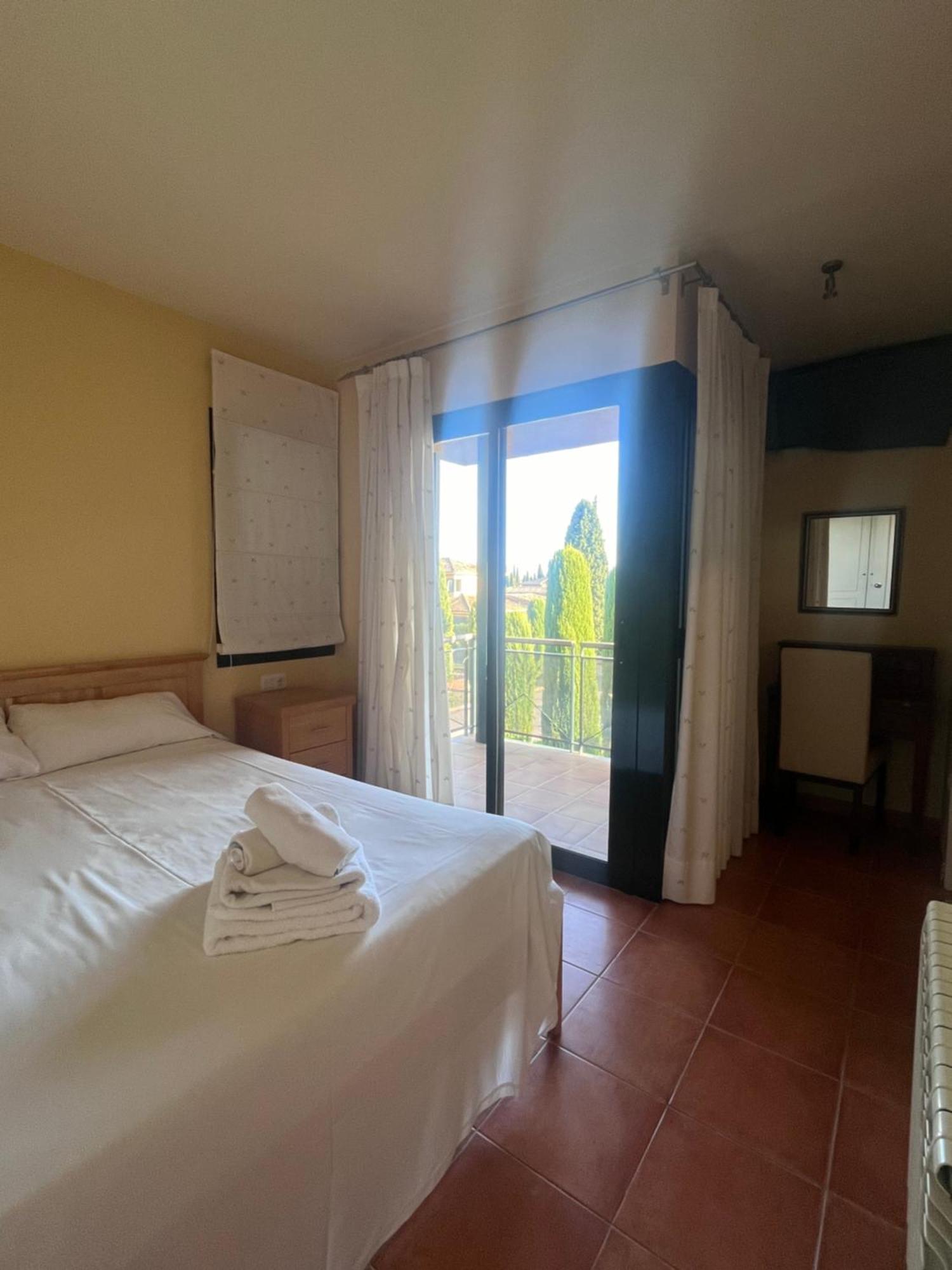 Villa Torremirona Resort Palmeras نافاتا المظهر الخارجي الصورة